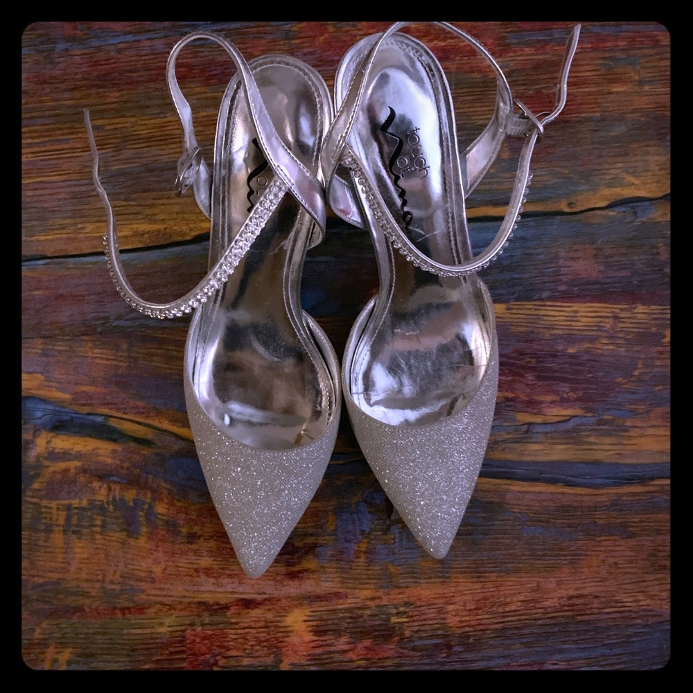 Ladies Silver Shoes 6 1/2